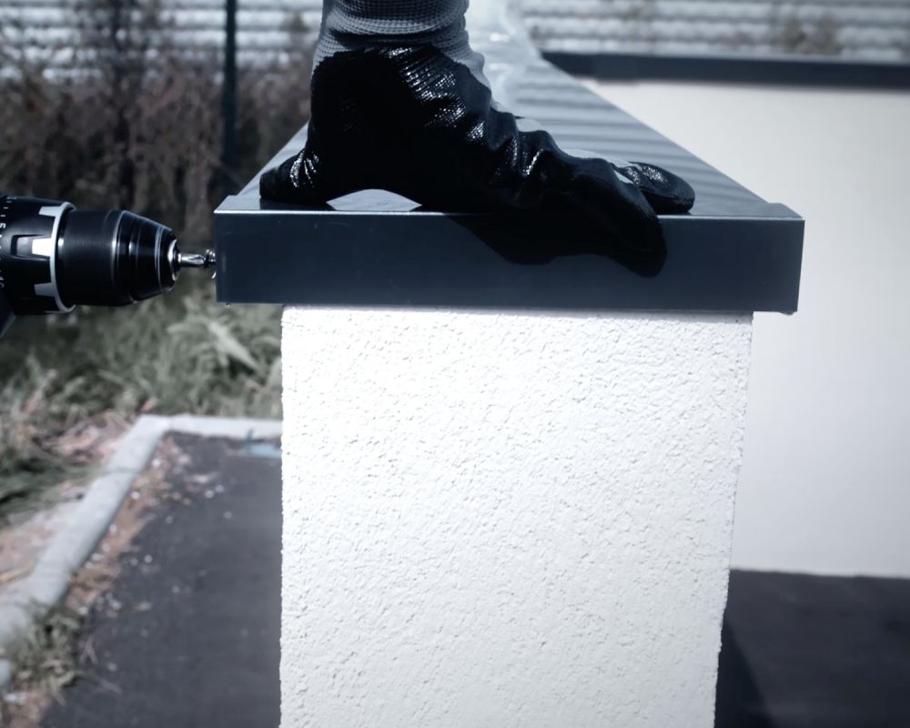 Embout couvertine aluminium 0,7 mm ECO Blanc 9010 pour muret ou toit terrasse