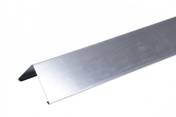 Faitage zinc 2 pinces Développé 400 - Longueur 2 mètres - Angle 106° 